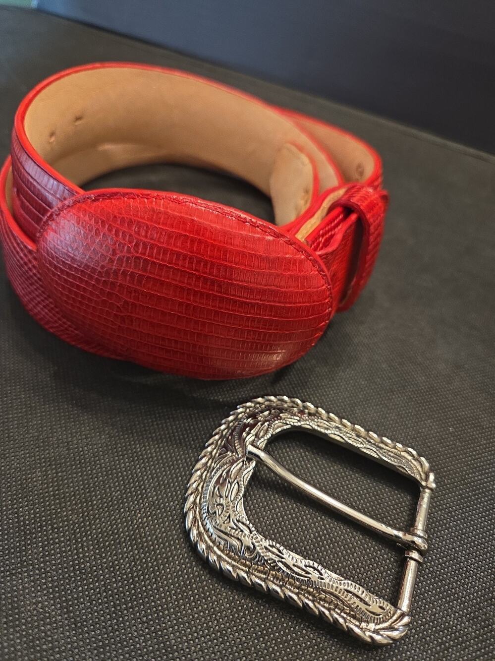 LOS ALTOS GENUINE AUTHENTIC Red LIZARD With Exchangeable Buckle BELT Handmade